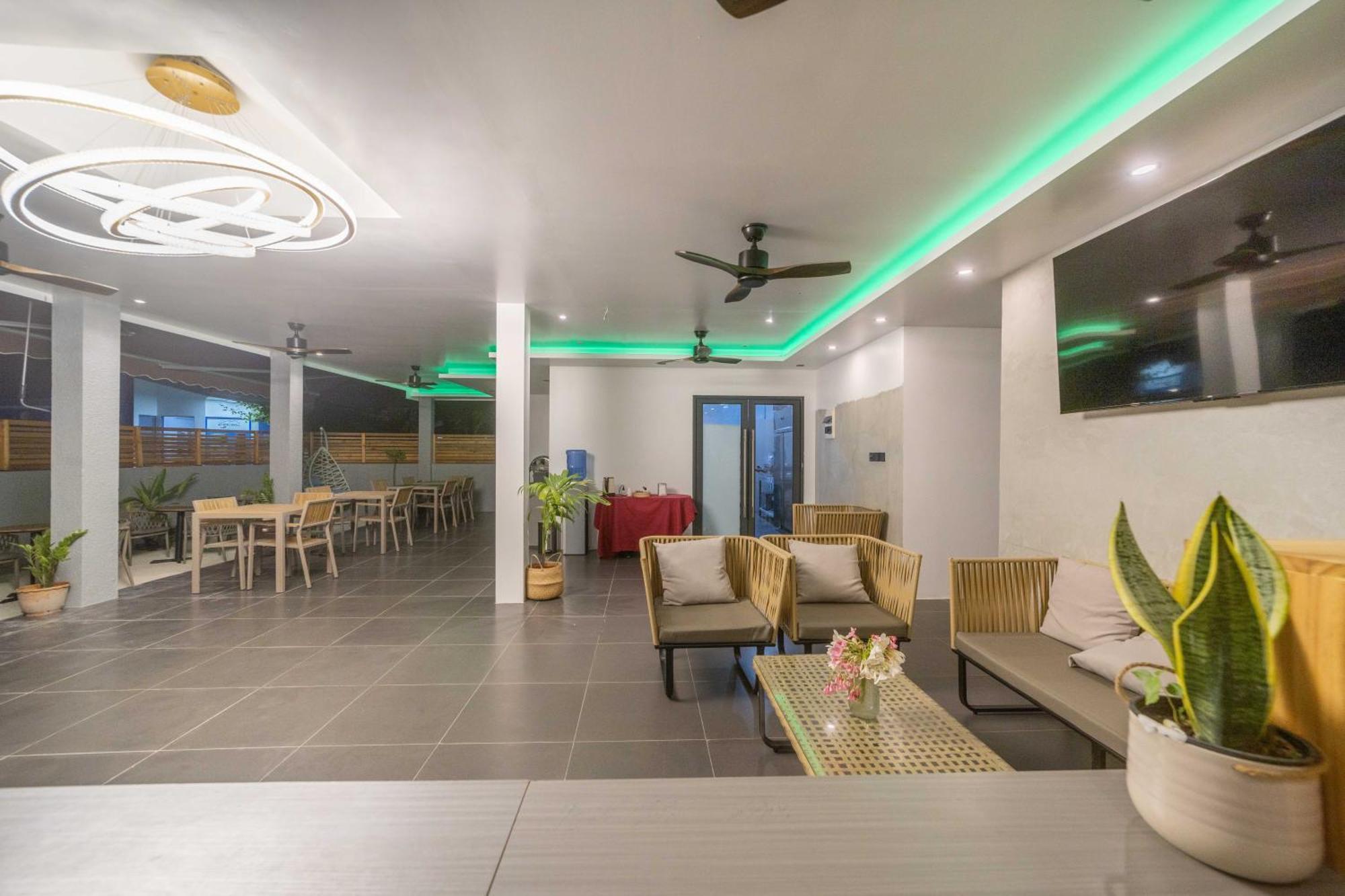 Kirulhiya Maldives Hotel Omadhoo Exterior photo