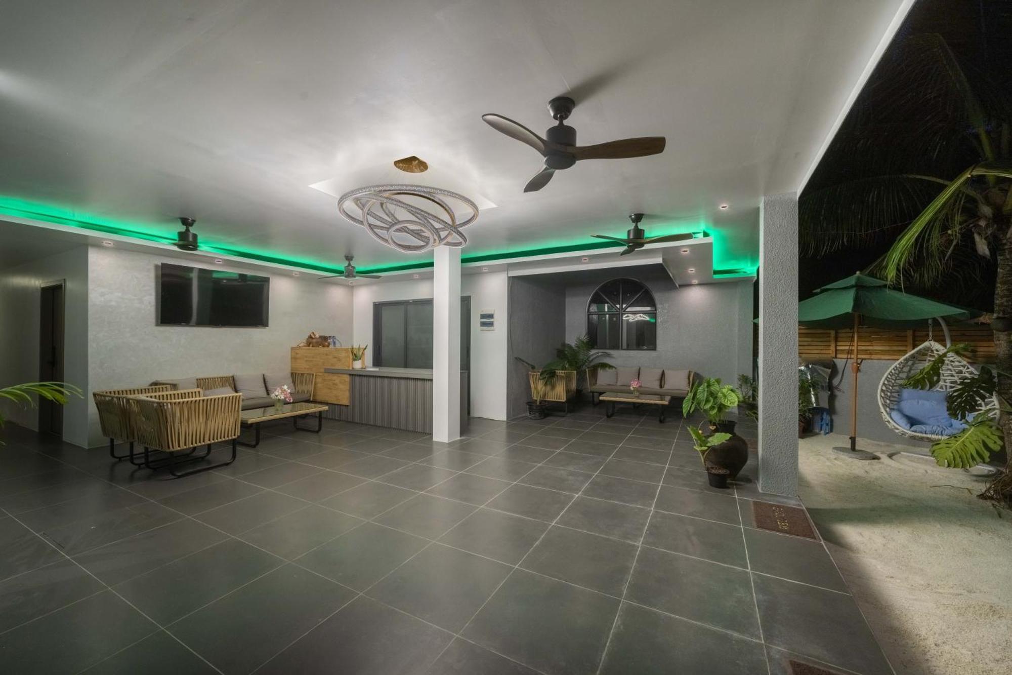 Kirulhiya Maldives Hotel Omadhoo Exterior photo
